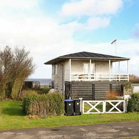 Seaside Holiday In Funen With Terrace *